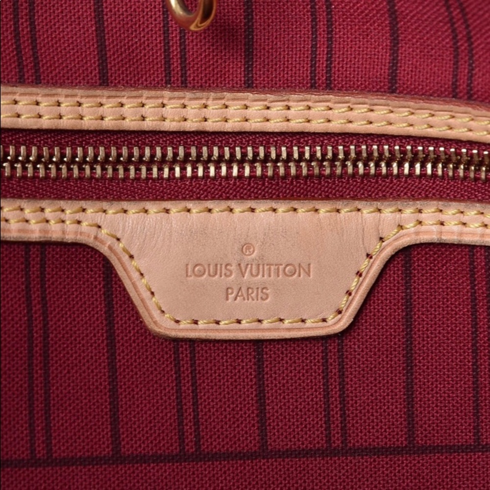 Louis Vuitton neverfull MM RED !! HOLD !! - Picture 3 of 8